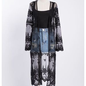 Haute Monde lace duster